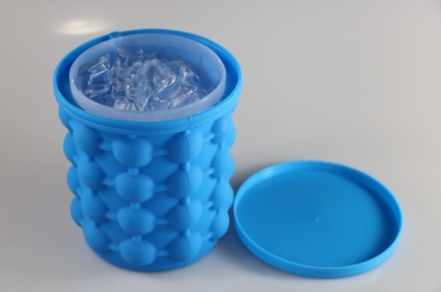 Portable Quick-Freeze Ice Bucket